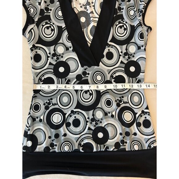 Vol. 1 Womens Pull Over Black Gray‎ White Polka Dot Cap Sleeve Blouse Small - Picture 7 of 9